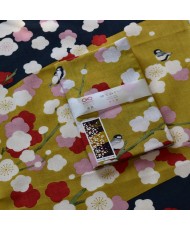 Tenugui -KOHAKUBAI ni SHIJUKARA﻿