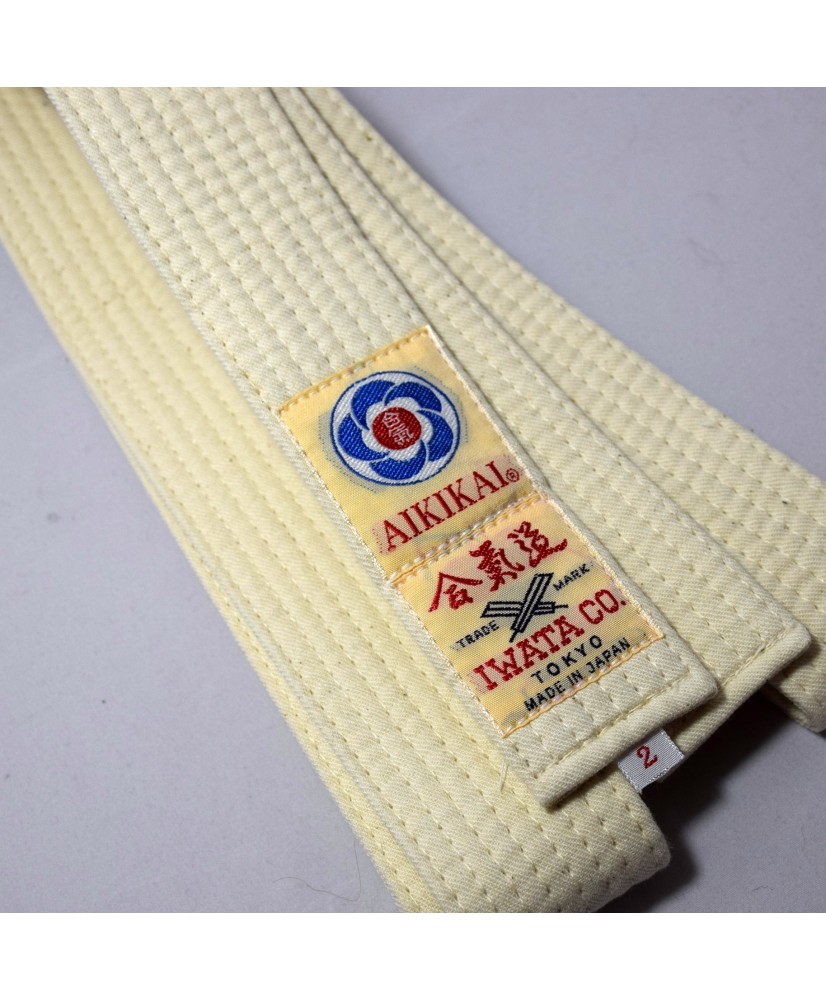 White / offwhite Aikido Belt Iwata. High quality shiro obi 100% cotton, image size:826x1000